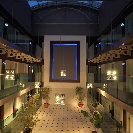 Отель No 19 Boutique 4*