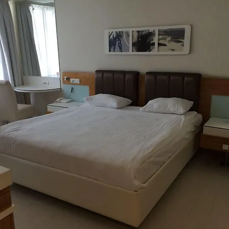 No 19 Boutique Отель 4*